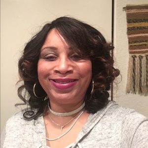 Meet your Posher, Rhonda